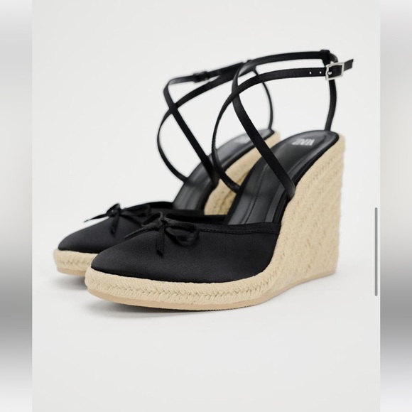 Satin Effect Wedges - Picture 5 of 8